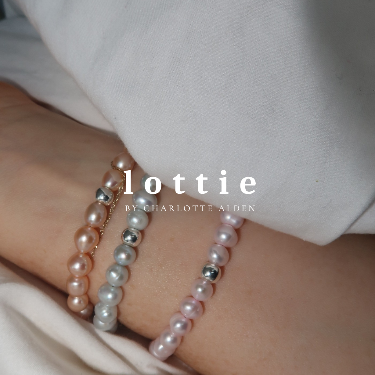 peach pearl bracelet