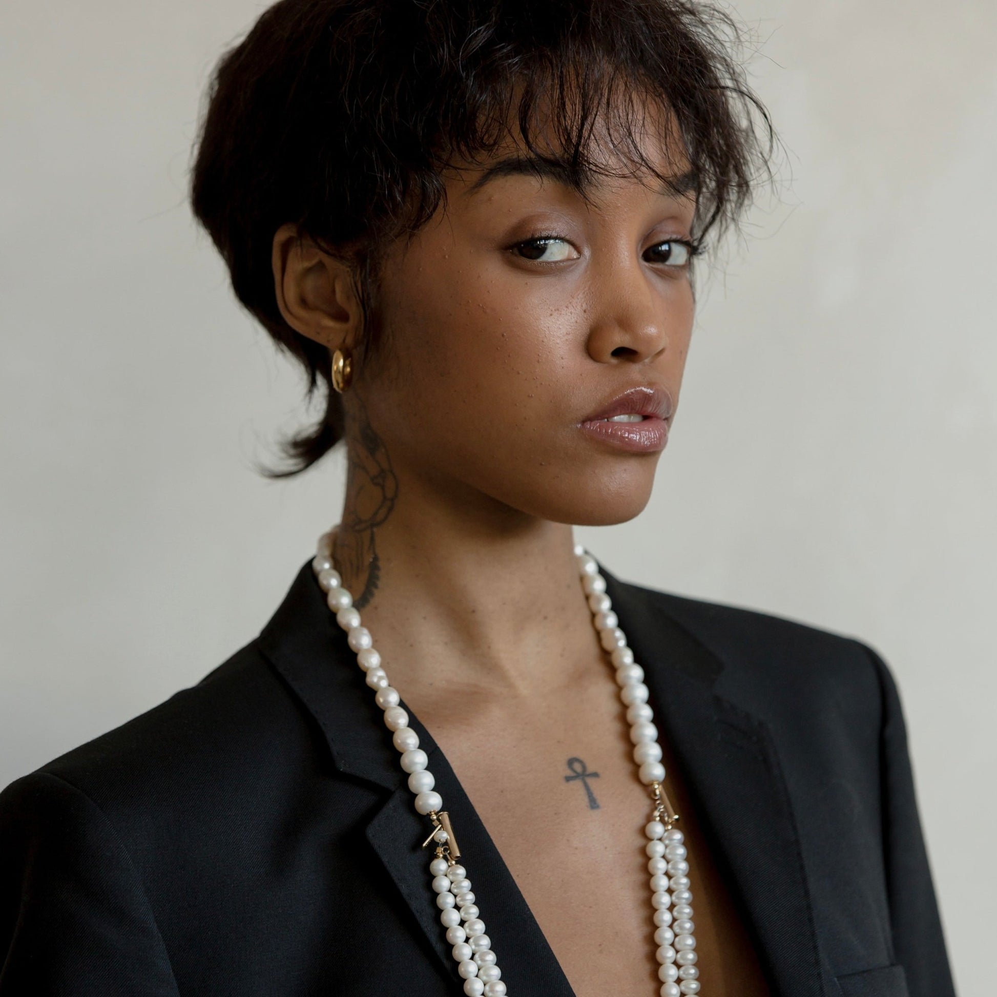 gold chunky huggie earrings