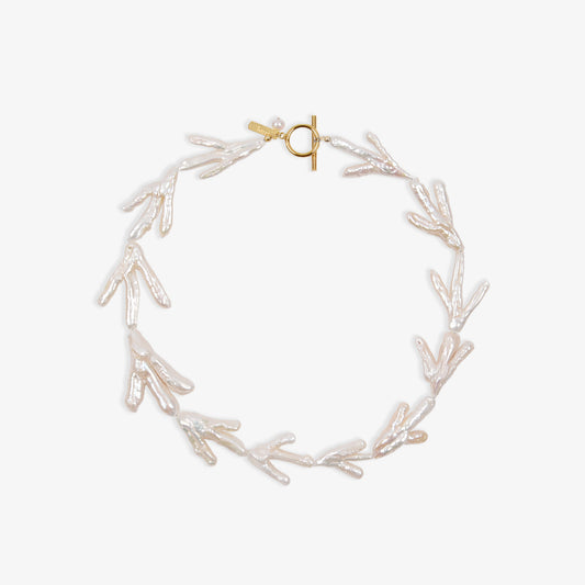 chix feet pearl necklace
