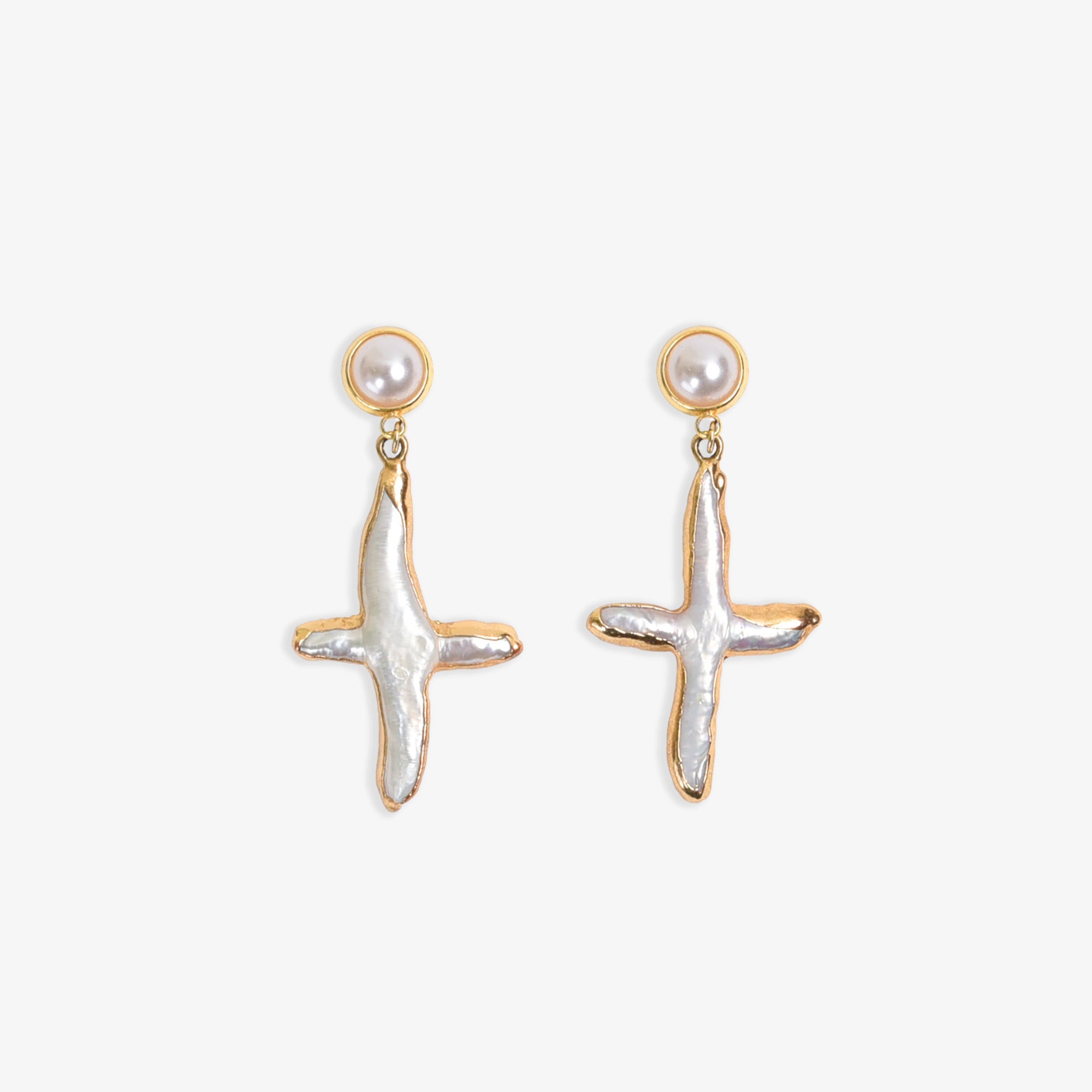 Cross clearance pearl earrings